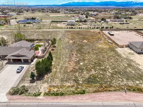 1072 W Mcculloch Blvd, Pueblo West, CO 81007
