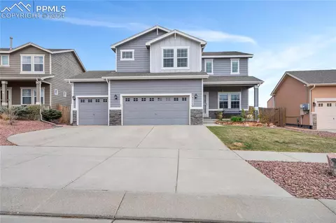 8252 Hardwood Cir, Colorado Springs, CO 80908