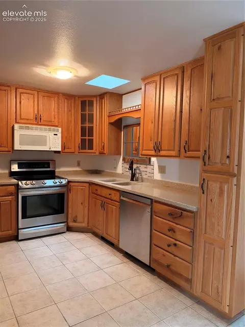 Kitchen - 36 Summit Lake Dr, Divide, CO 80814 photo 1 of 3