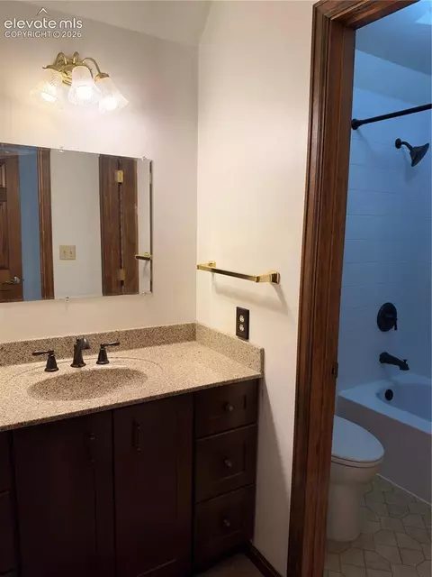 Bath - 36 Summit Lake Dr, Divide, CO 80814 photo 2 of 2