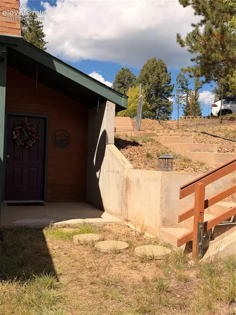 Exterior - 36 Summit Lake Dr, Divide, CO 80814 photo 8 of 11