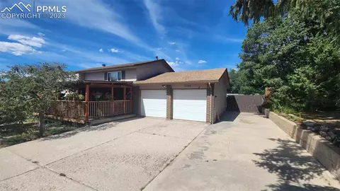 1180 Wakita Dr, Colorado Springs, CO 80915