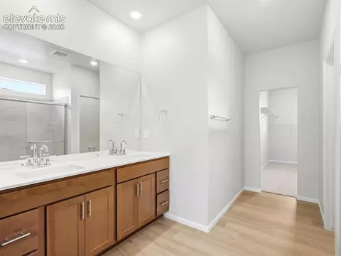 Bath - 10311 Keynes Dr, Peyton, CO 80831 photo 2 of 5
