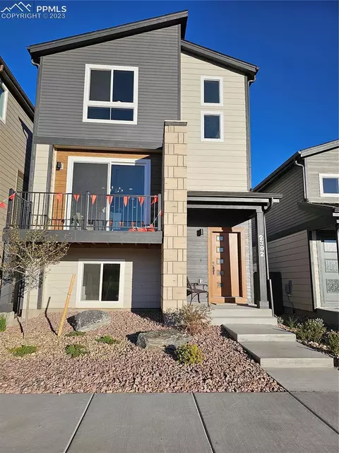 2392 Pony Club Ln, Colorado Springs, CO 80922