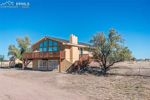 1183 E Marengo Dr, Pueblo West, CO 81007
