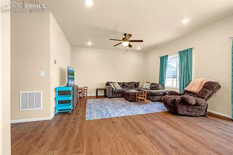 10511 Summer Ridge Dr, Peyton, CO 80831 photo 8