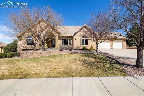 5585 Villanova Ct, Colorado Springs, CO 80918