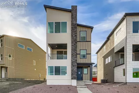 1727 Keystone Crest Ln, Colorado Springs, CO 80905