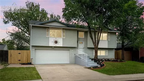 1044 Bromefield Dr, Fountain, CO 80817