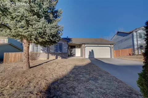715 Stargate Dr, Colorado Springs, CO 80911