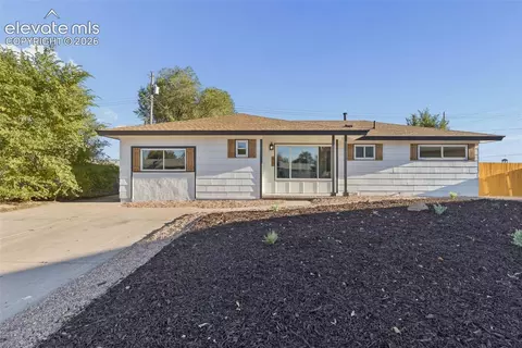 77 Davie Dr, Colorado Springs, CO 80911