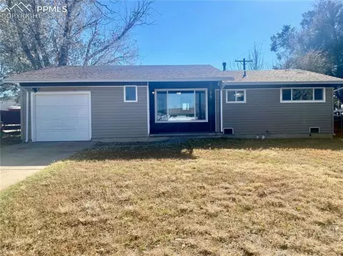513 Acoma Dr, Colorado Springs, CO 80911