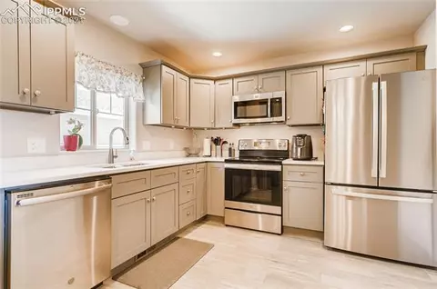 6602 Watusi Rd, Peyton, CO 80831 photo 4