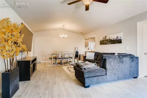 6602 Watusi Rd, Peyton, CO 80831 photo 3