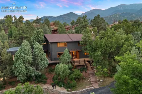 127 Via Vallecito Na Na, Manitou Springs, CO 80829
