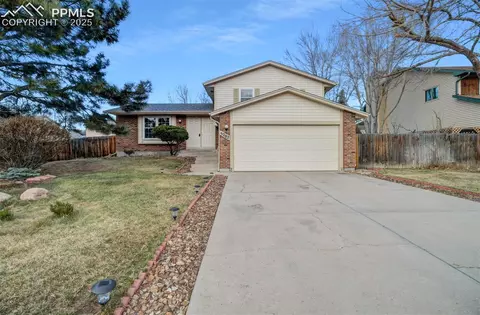 5202 Pinon Valley Rd, Colorado Springs, CO 80919
