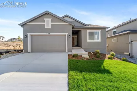 8633 Noreen Falls Dr, Colorado Springs, CO 80924