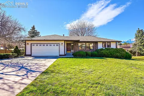 4130 Gleneagle Ct, Colorado Springs, CO 80909