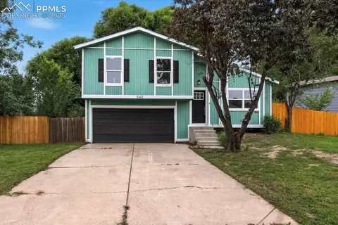 545 Blossom Field Rd, Fountain, CO 80817