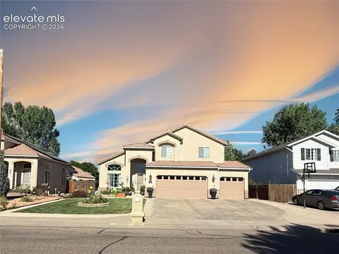 168 Kingsley Ave, Pueblo, CO 81005