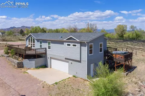 1704 Willow St, Canon City, CO 81212