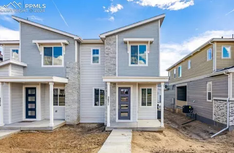 2471 Hannah Ridge Dr, Colorado Springs, CO 80915
