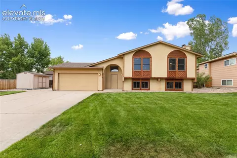 2318 Thornhill Dr, Colorado Springs, CO 80920