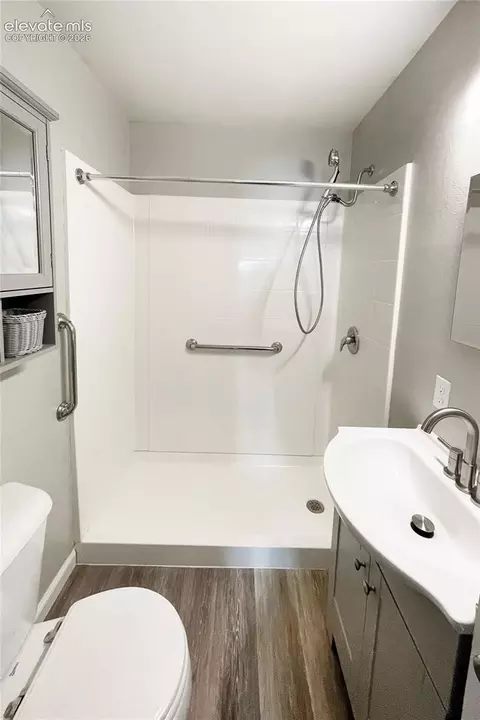 Bath - 912 E 3rd St, Florence, CO 81226 photo 1 of 2