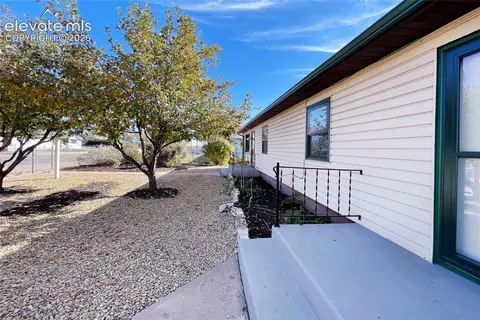 Exterior - 912 E 3rd St, Florence, CO 81226 photo 2 of 2