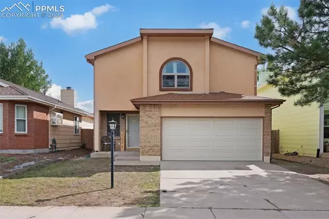 1678 Sausalito Dr, Colorado Springs, CO 80907