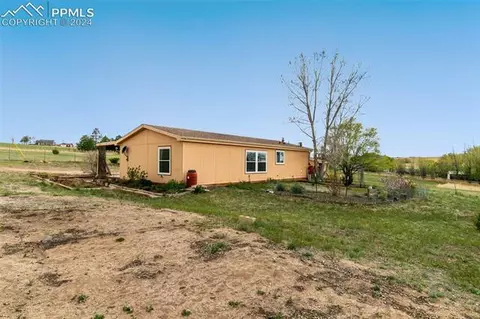 15260 Patton Dr, Peyton, CO 80831 photo 2
