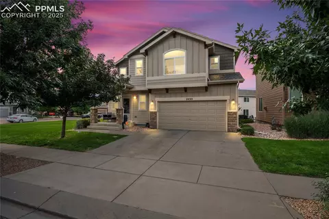 2425 Sierra Springs Dr, Colorado Springs, CO 80916