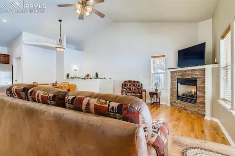 385 Spring Valley Dr, Divide, CO 80814 photo 6