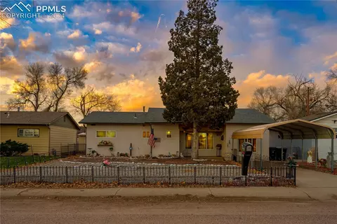 136 Doris Dr, Colorado Springs, CO 80911