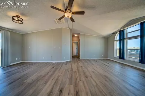 33220 Fossinger Rd, Yoder, CO 80864 photo 5