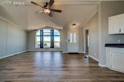 33220 Fossinger Rd, Yoder, CO 80864 photo 2