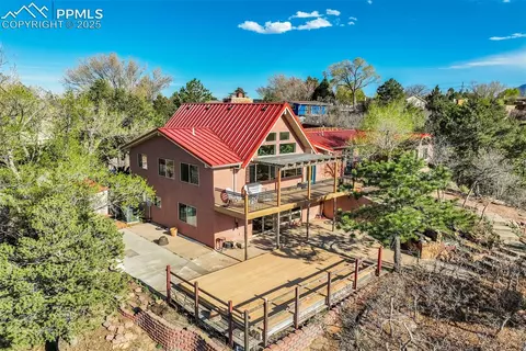 122 Palisade Cir, Manitou Springs, CO 80829