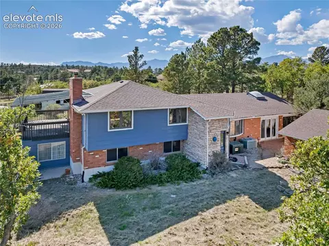 2120 Broken Circle Rd, Colorado Springs, CO 80915