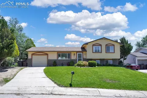 929 Cardinal St, Colorado Springs, CO 80911