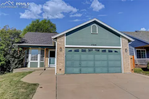 7308 Coral Ridge Dr, Colorado Springs, CO 80925
