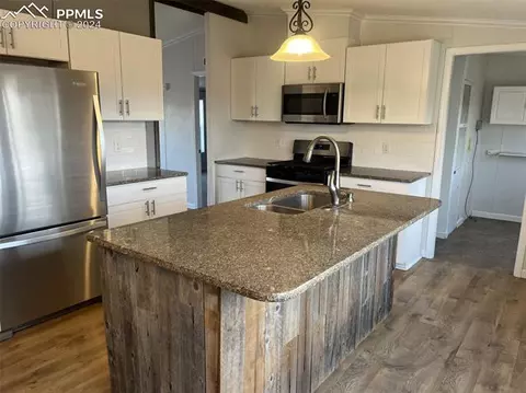 366 E Longbow Dr, Divide, CO 80814 photo 6