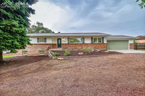 1820 Wildwood Dr, Colorado Springs, CO 80918