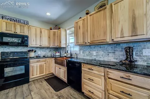 10724 Mckissick Rd, Peyton, CO 80831 photo 9