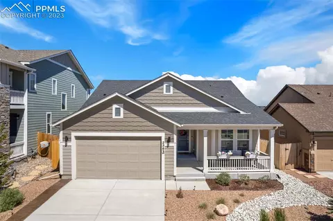 2563 Pony Club Ln, Colorado Springs, CO 80922