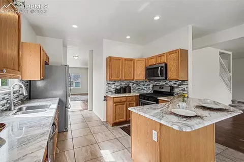 Kitchen - 12210 Crystal Downs Rd, Peyton, CO 80831 photo 3 of 4