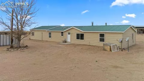 31190 Darroll Rd, Yoder, CO 80864 photo 2