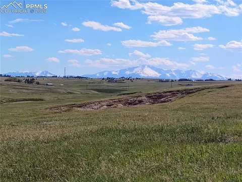 5565 Walker Rd, Colorado Springs, CO 80908