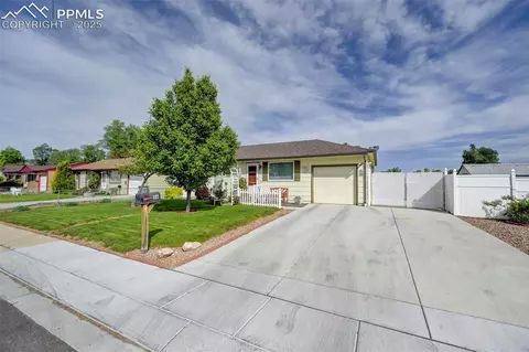 96 Susanne Cir, Colorado Springs, CO 80911