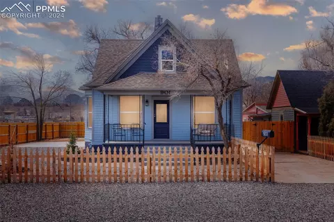 901 W Cucharras St, Colorado Springs, CO 80904