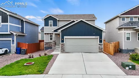 10966 Zealand Dr, Colorado Springs, CO 80925
